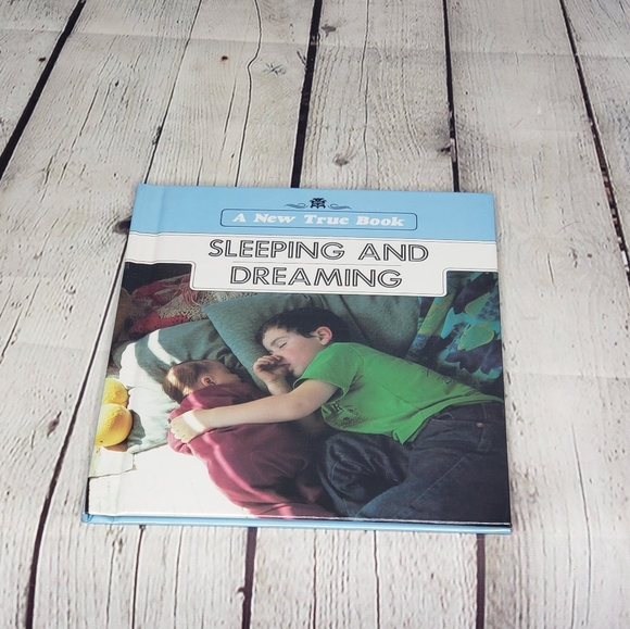 A New True Book Set of 4 - Picture 8 of 9